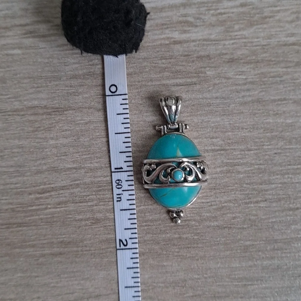 Sterling silver and turquoise pendant - Picture 11 of 11